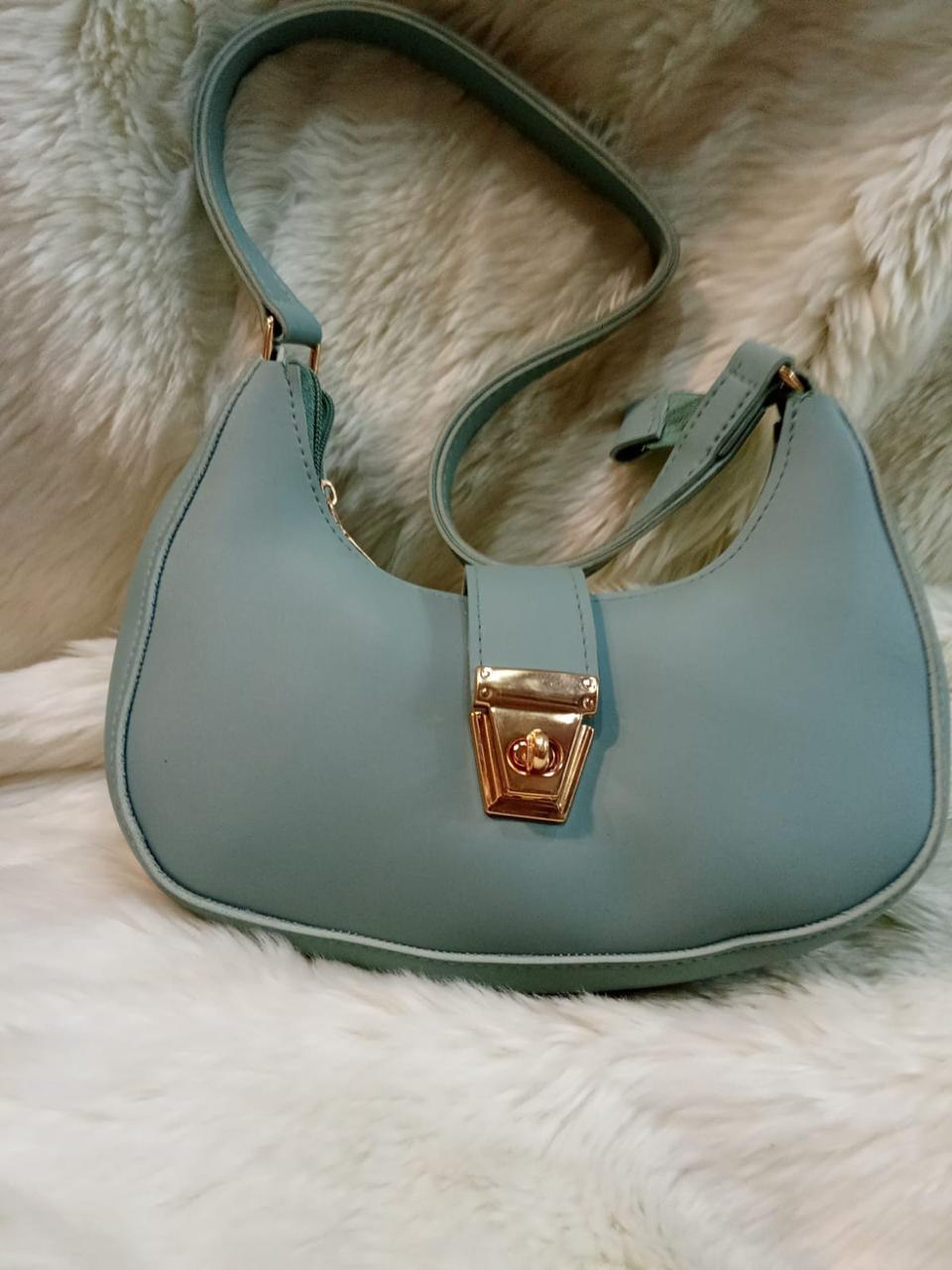 Luxeloom shoulder bag