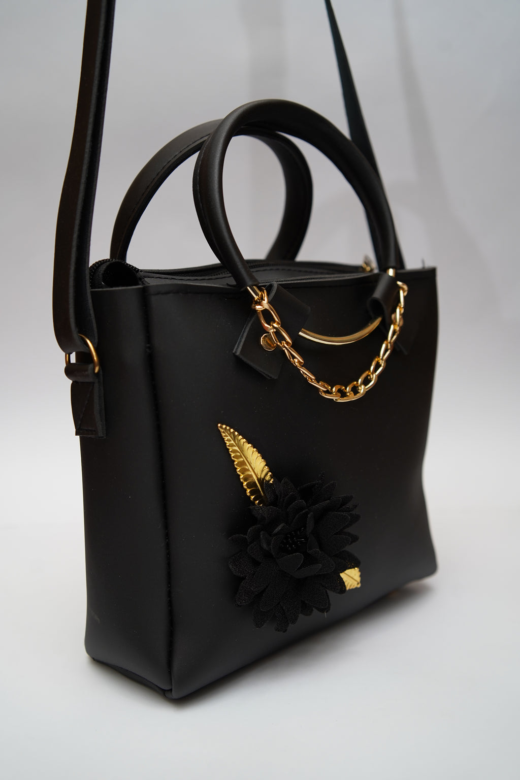 Hand bag shoulder bag
